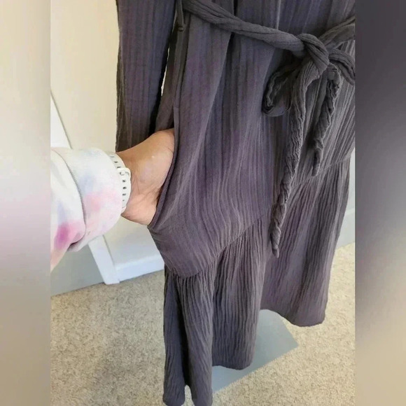 XIRENA Charcoal Gray Cotton Iconic Chelsea Gauze Mia Tiered Hem Dress(M) - Picture 8 of 11